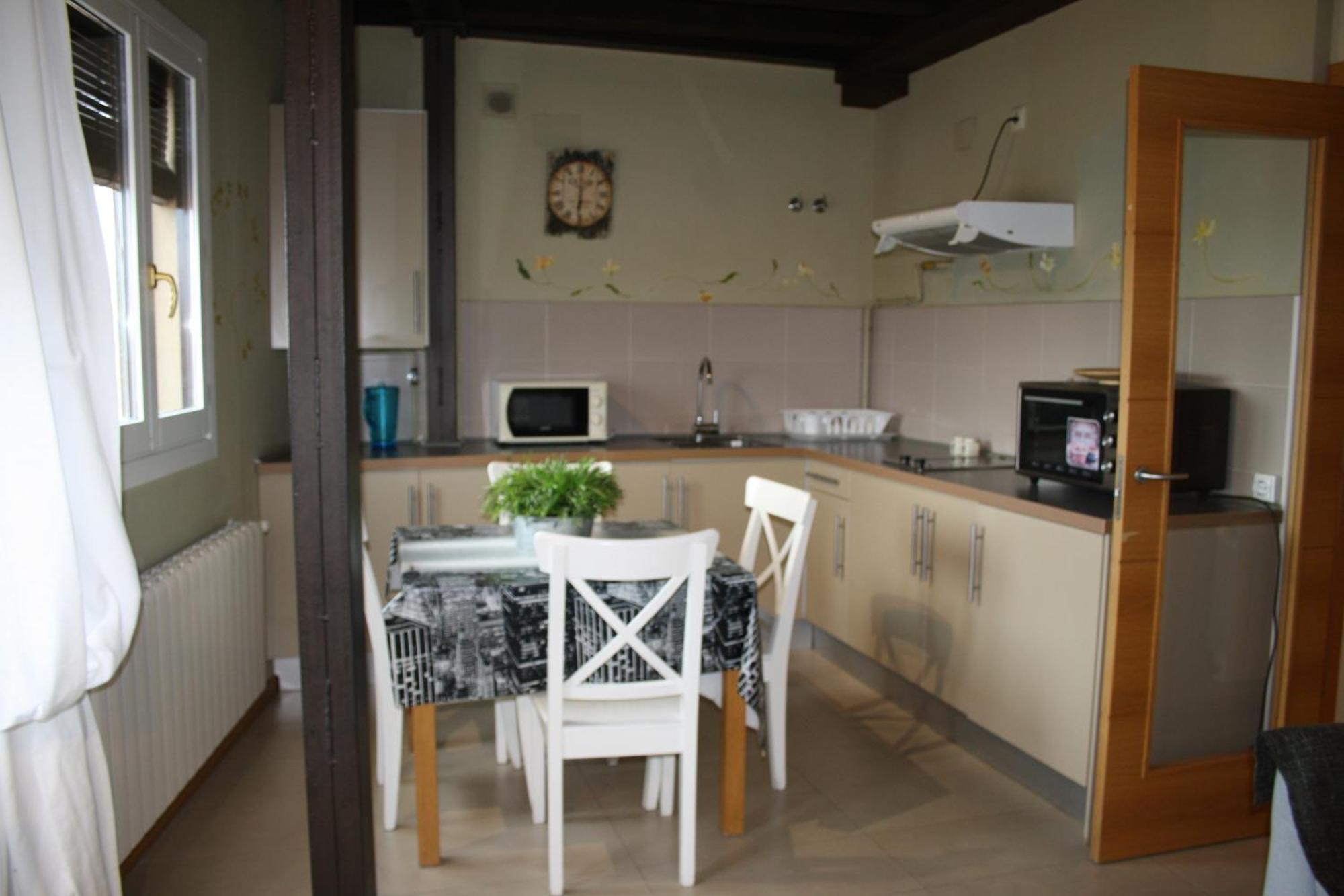 Refitoleria Apartamentos Segovia Buitenkant foto