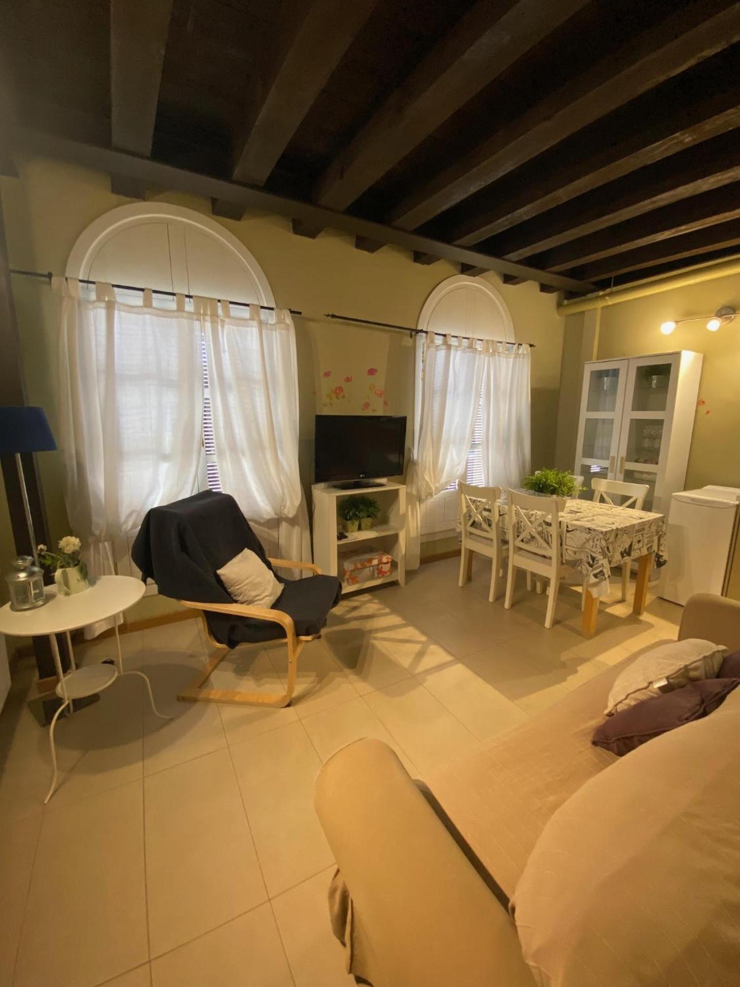 Refitoleria Apartamentos Segovia Buitenkant foto